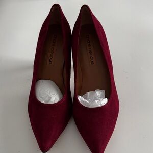 Andre Assous Women's Deep Red Heels